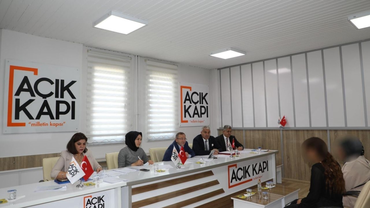 Kars Valisi Ziya Polat, Halk Günü'nde, Devlet olarak her zaman milletimizin hizmetindeyiz