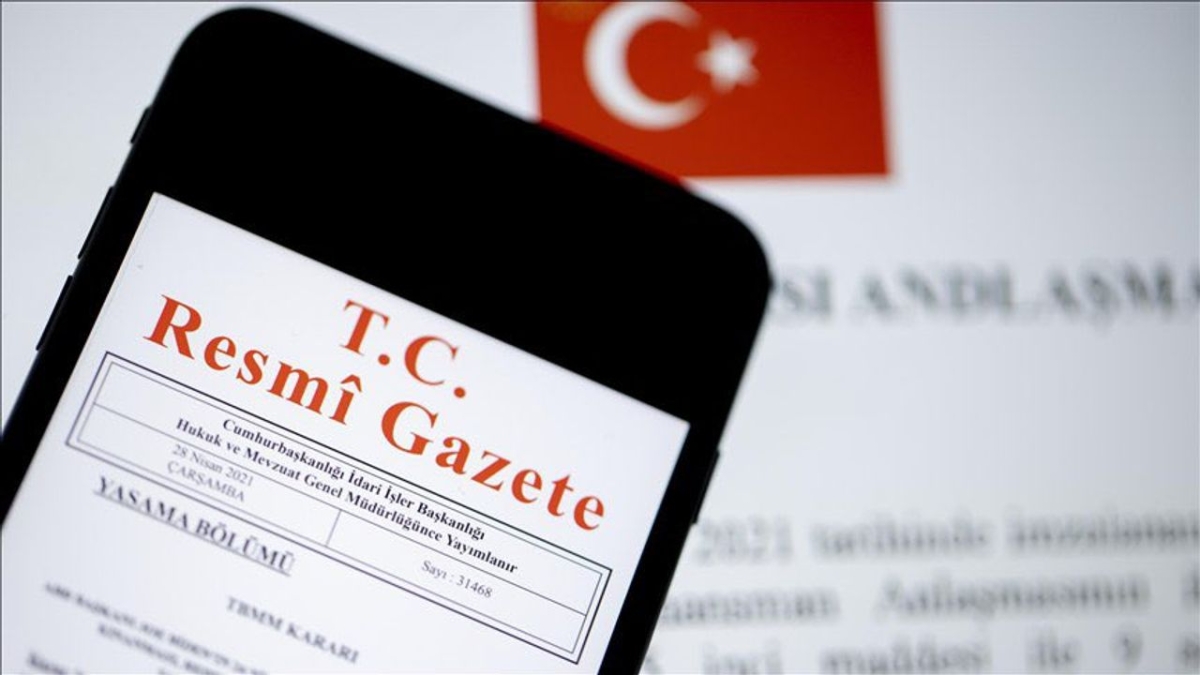 Memurlara doğum sonrası yarı zamanlı çalışma hakkı Resmi Gazete'de