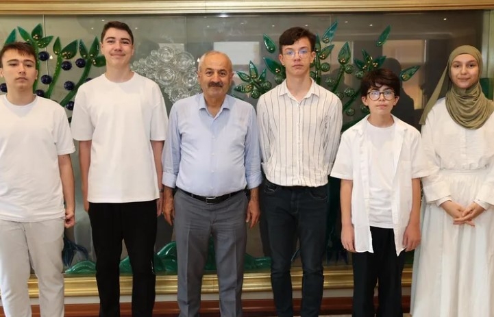 Başkan Büyükgöz’den LGS Birincilerine Tebrik

