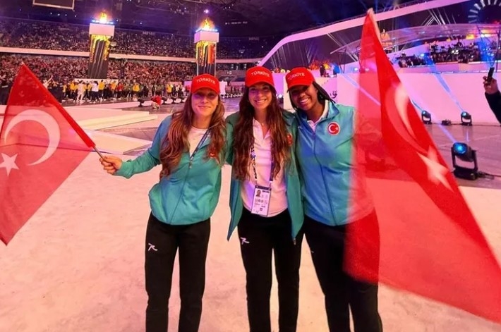 İzmirli Sporcular Millî Forma İçin Mücadele Ediyor








 
