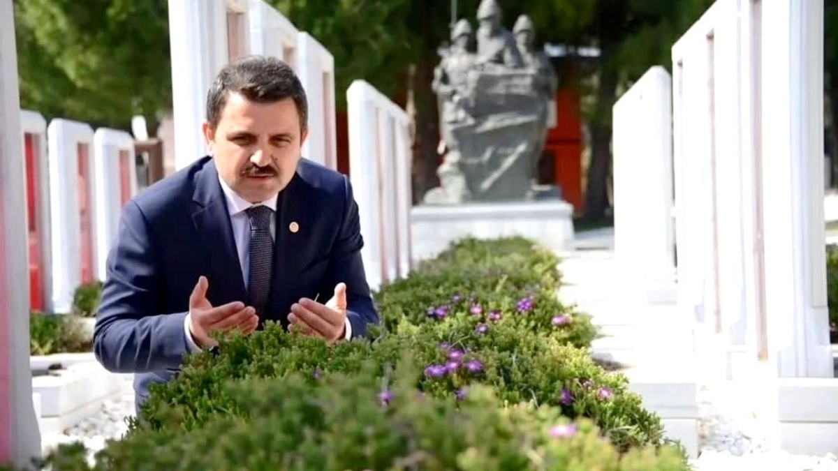 Çanakkale Tarihi Alan Başkanı Kaşdemir'in 15 Temmuz mesajı: 