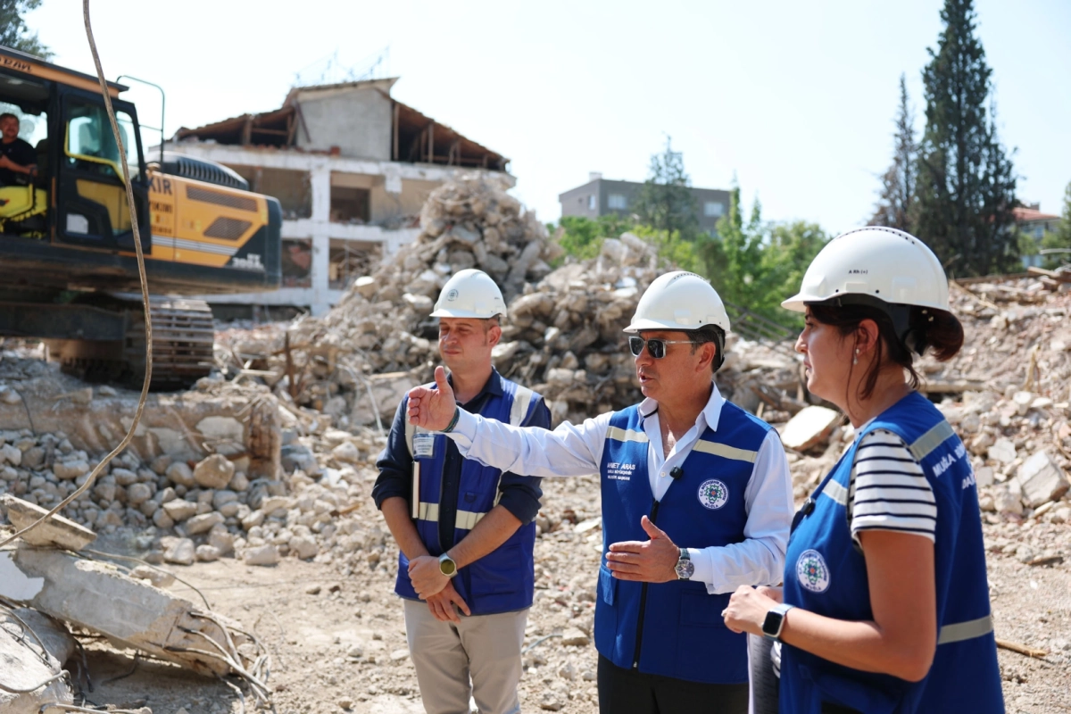 Muğla'da Başkan Aras'tan huzurevi yenileme denetimi