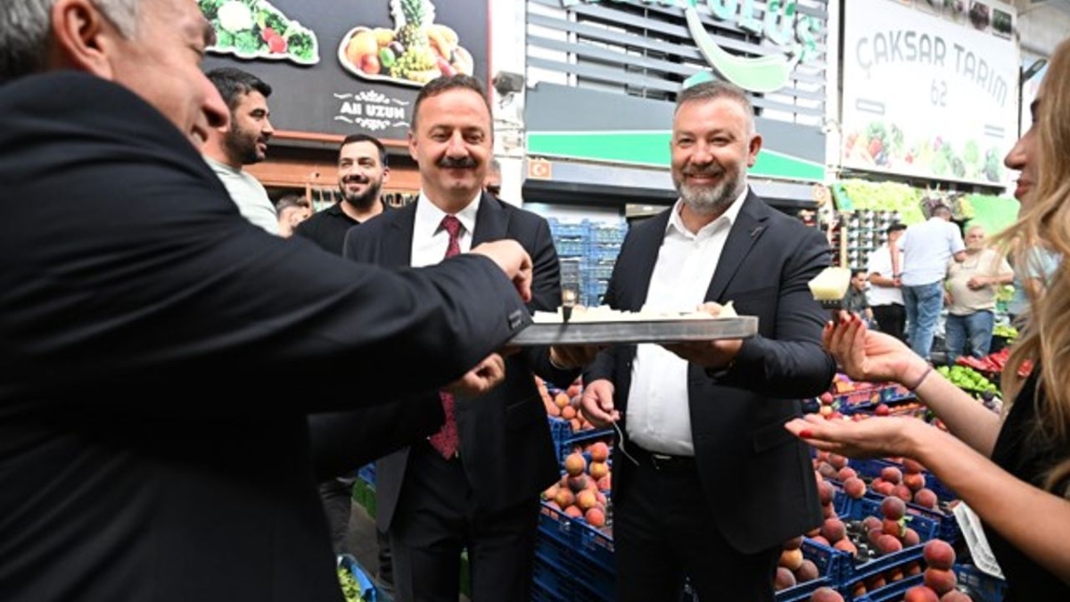 Yavuz Ağıralioğlu, Ankara Büyükşehir Belediyesi Toptancı Hali'nde