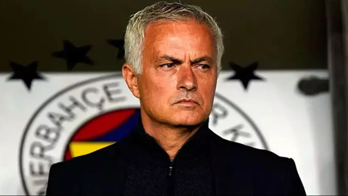 Mourinho'dan 5 futbolcu için satış raporu: Fenerbahçe'de ayrılıklar kapıda