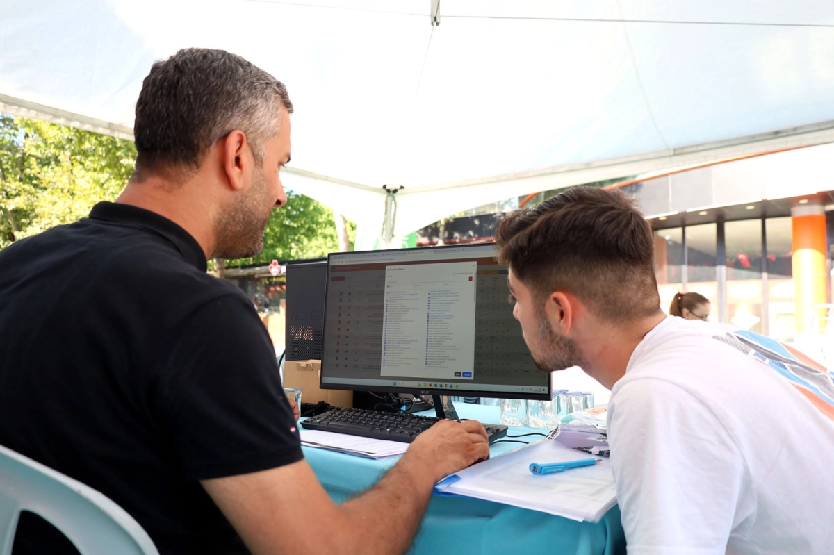Sakarya'dan YKS’ye giren gençlere ücretsiz danışmanlık