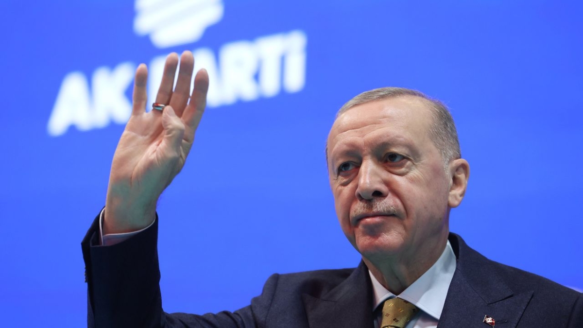 Cumhurbaşkanı Erdoğan: Tetikçileri ile  itibar suikastı düzenleyenlere boyun eğmeyiz