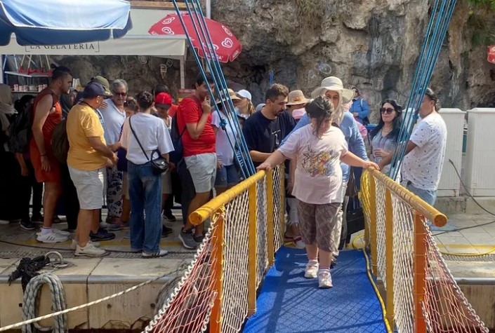 Muratpaşa’dan Özel Çocuklara Mavi Yolculuk Keyfi