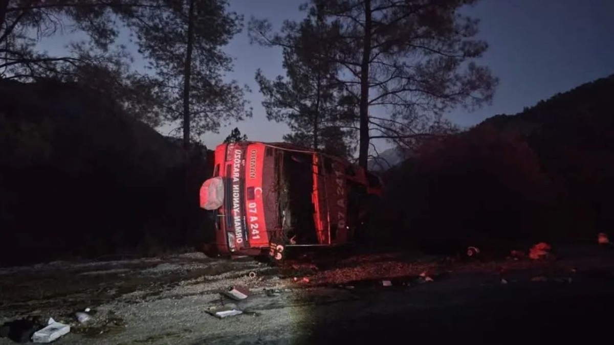 Serik Orman İşletme Müdürlüğü'ne bağlı arazöz kaza yaptı: 2 personel yaralı
