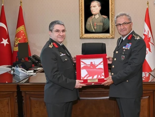 Kara Kuvvetleri ve Genelkurmay’da Görev Değişimi Töreni Yapıldı