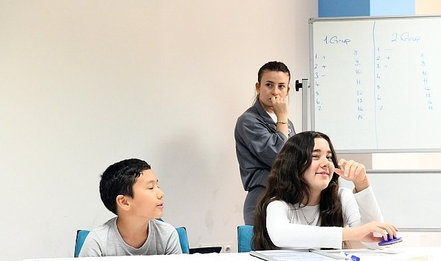 Osmangazi'de kitap dostları yarıştı