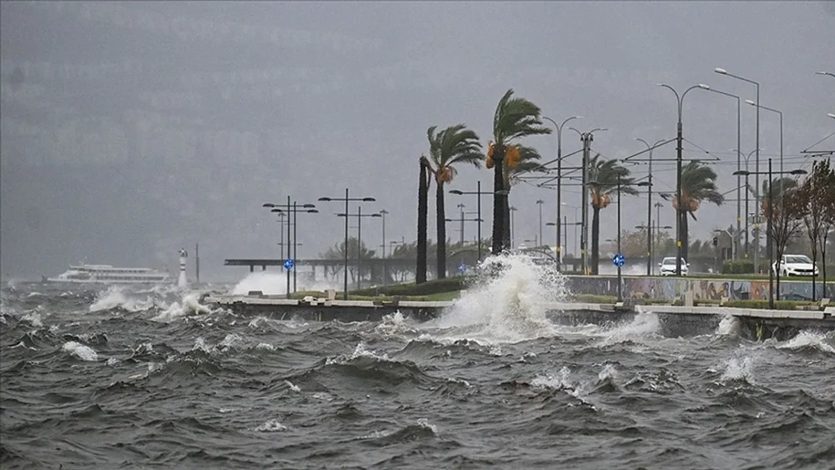 Ege Denizi’nde fırtına alarmı: Kuzey Ege’de sert rüzgar bekleniyor