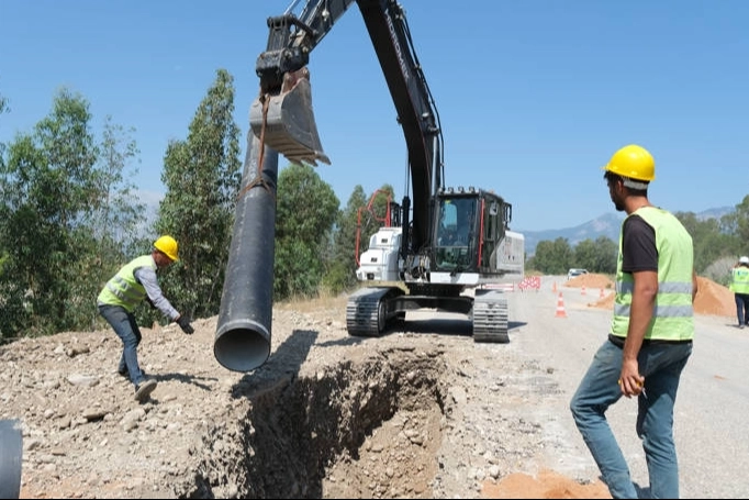 ASAT’tan Konyaaltı’nda içme suyu seferberliği