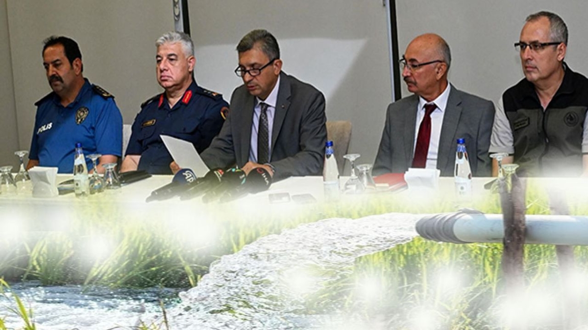 Antalya'da yangınların gizli nedeni ortaya çıktı! Vali Şahin'den tarihi 