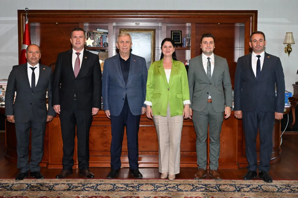 Başkan Gencan Akın, Mansur Yavaş ve Erinç Sağkan ile Görüştü