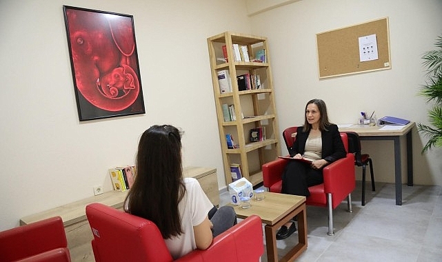  Bayraklı’da kadın ve çocuklara ücretsiz hukuki destek