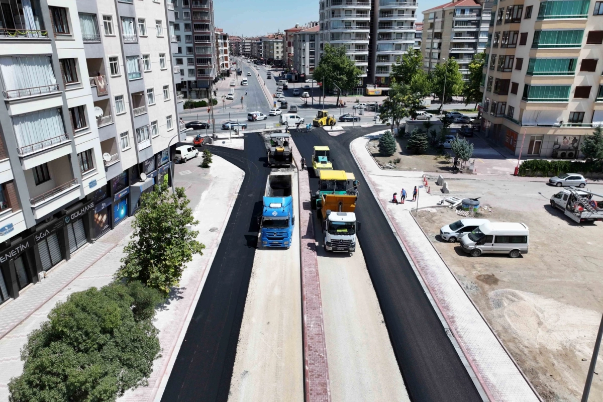 Konya Karatay'da asfalt çalışmalarına devam