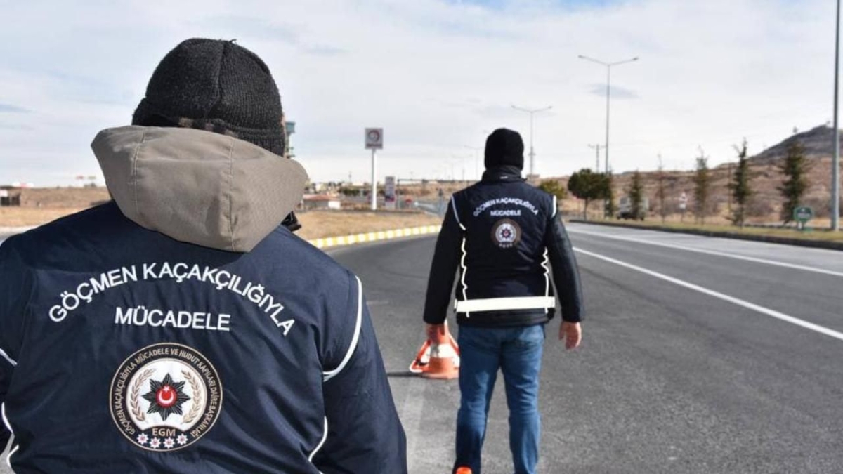 İstanbul’da göçmen kaçakçılarına operasyon: 8 tutuklama