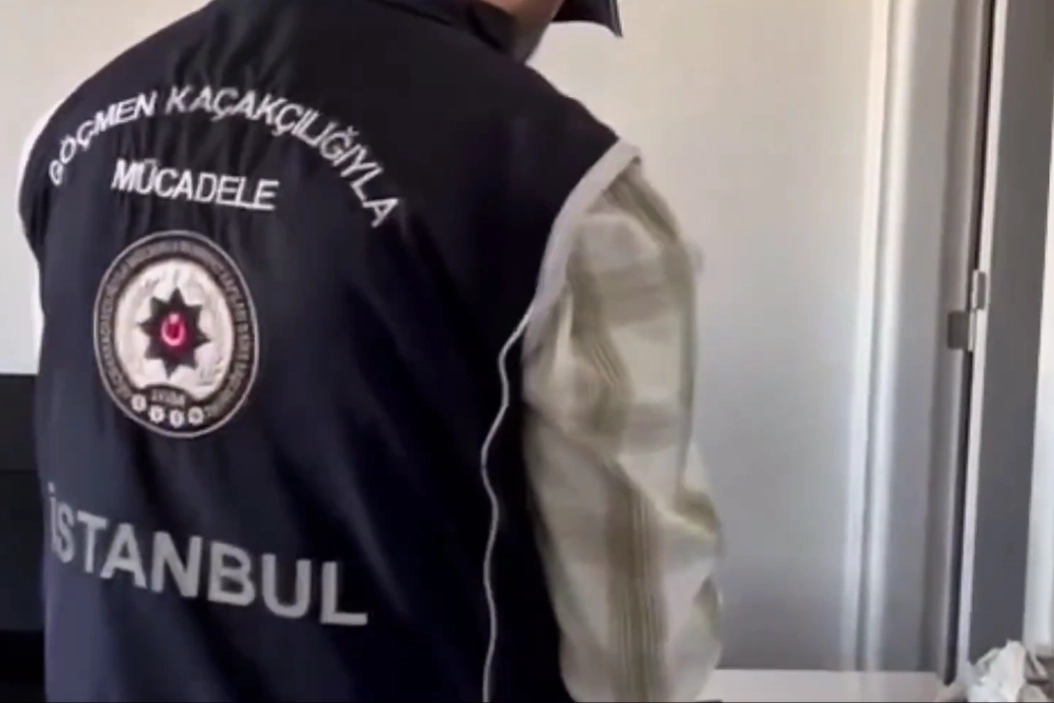 Göçmen kaçakçılığı ağına büyük darbe!