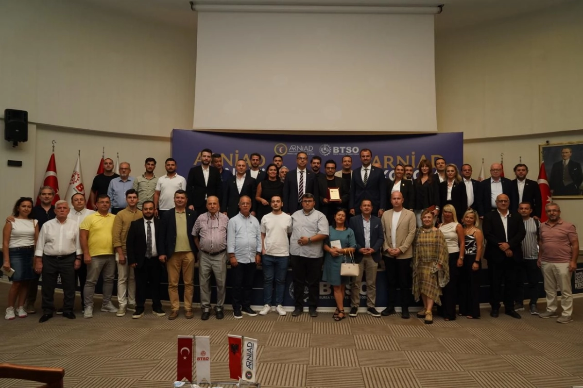 ARNİAD Ekonomi Buluşmaları'nın ilk konuğu Mert Başaran oldu