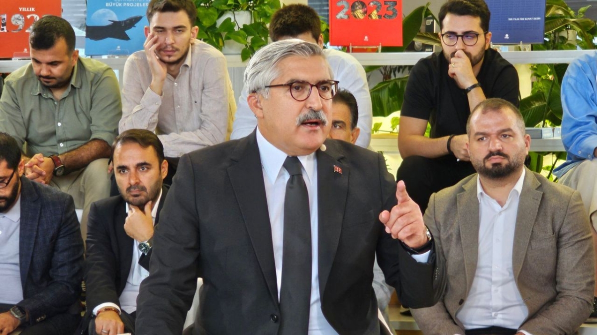 AK Parti Genel Başkan Yardımcısı Yayman’dan Özgür Özel’e sert tepki