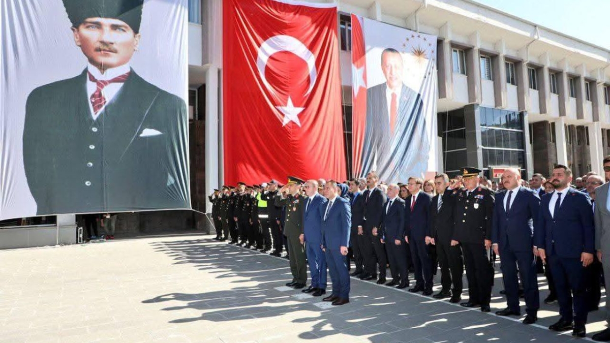 Atatürk'ün Kars'a gelişinin 101. yıl dönümü kutlandı