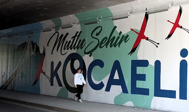 Kocaeli'de trafo ve alt geçitler sanatla renkleniyor
