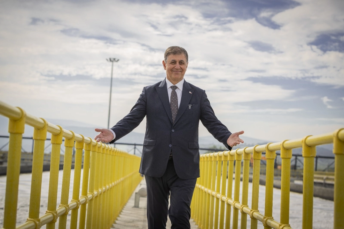 İzmirliye 'zam yok' müjdesi! Başkan Tugay: 2026 Ocak ayında su zammı olmayacak!