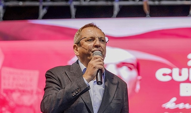  Ayvalık’ta Cumhuriyet’in 102. Yılı Coşkusu!