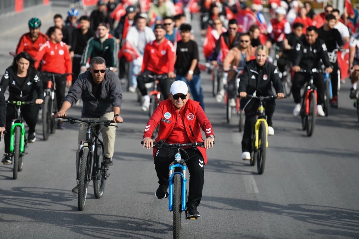 Kayseri 'Cumhuriyetin Gücüyle' pedalladı