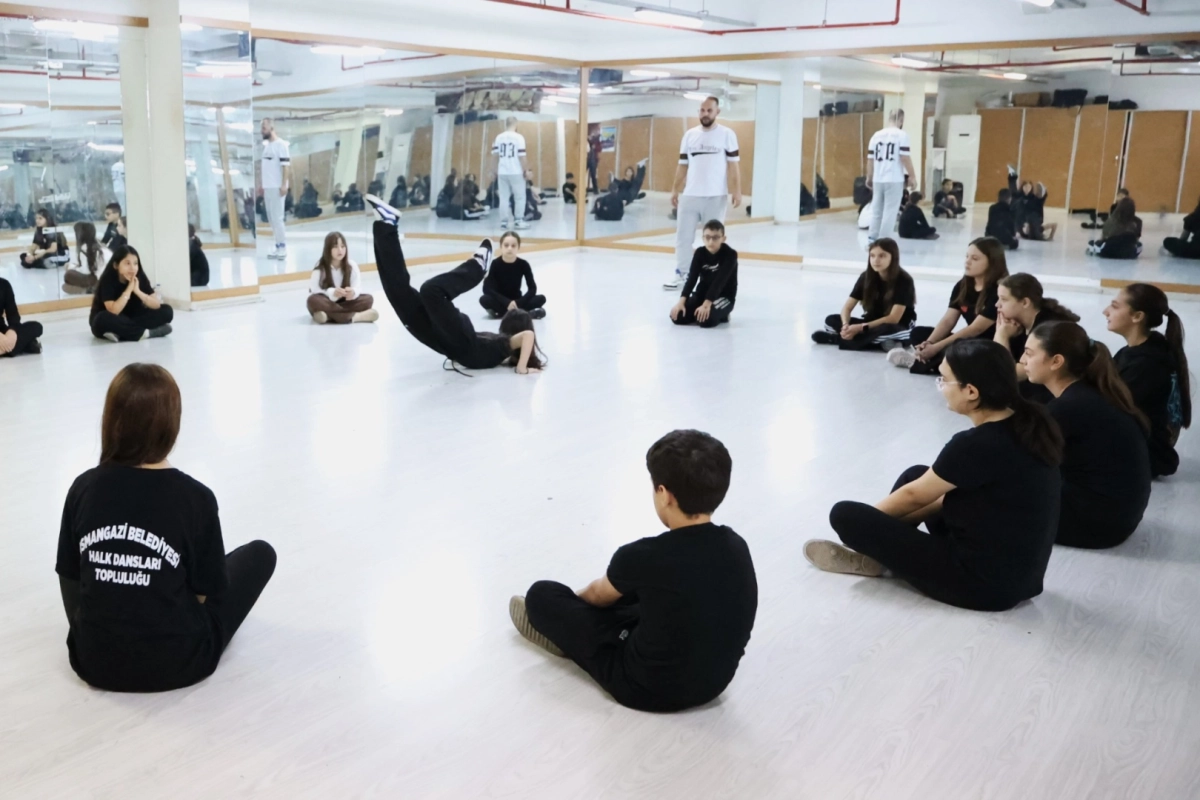 Bursa'da geleceğin dansçıları Osmangazi'de yetişiyor