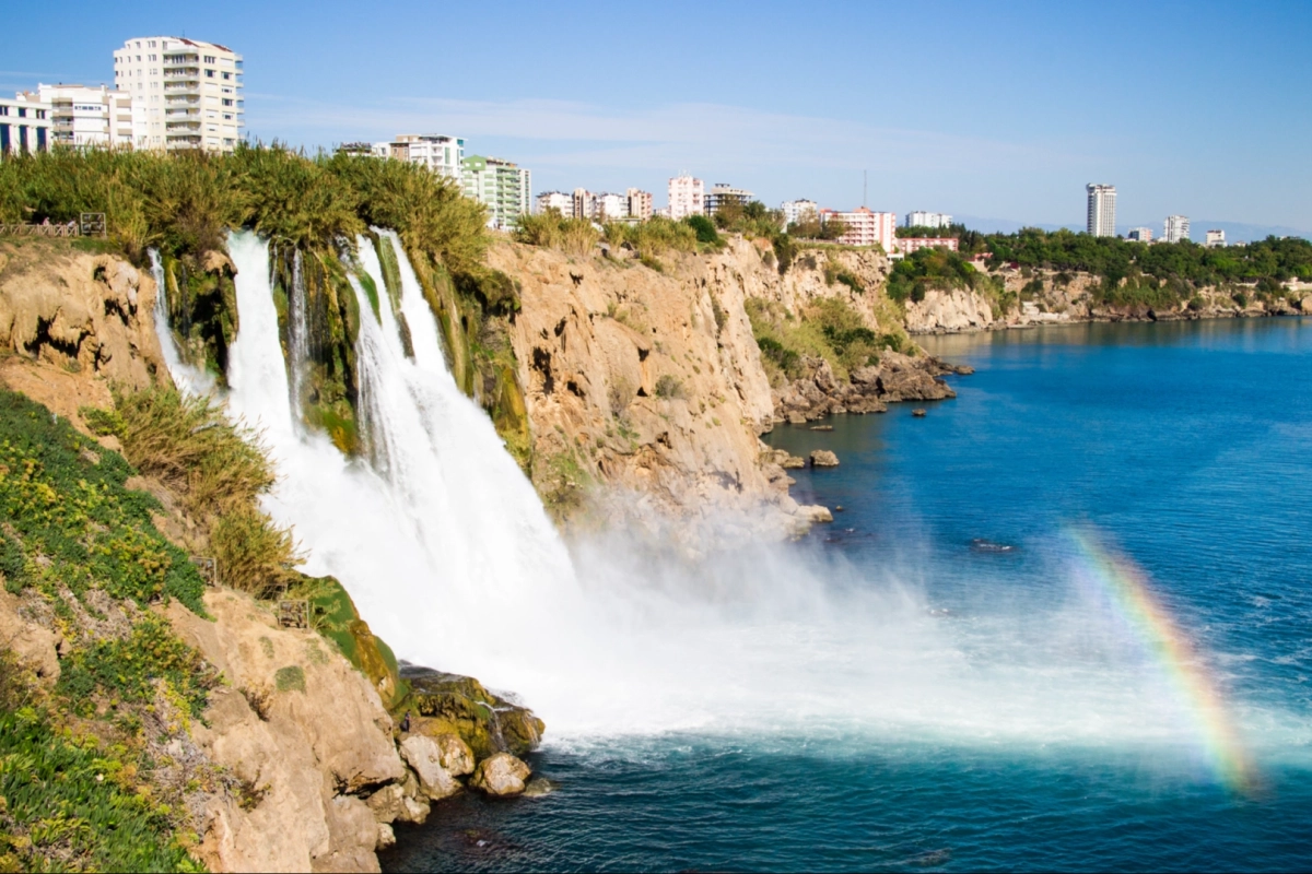 Antalya’da deniz ekosistemi için Yapay Resif Projesi