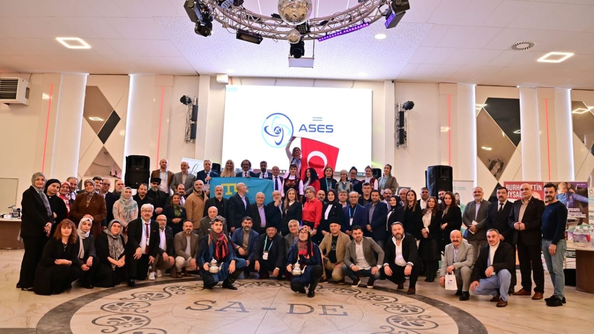 ASES ve Almanya Kırım Tatar Birliği’nin Akademik Kongresi Dortmund’da açıldı