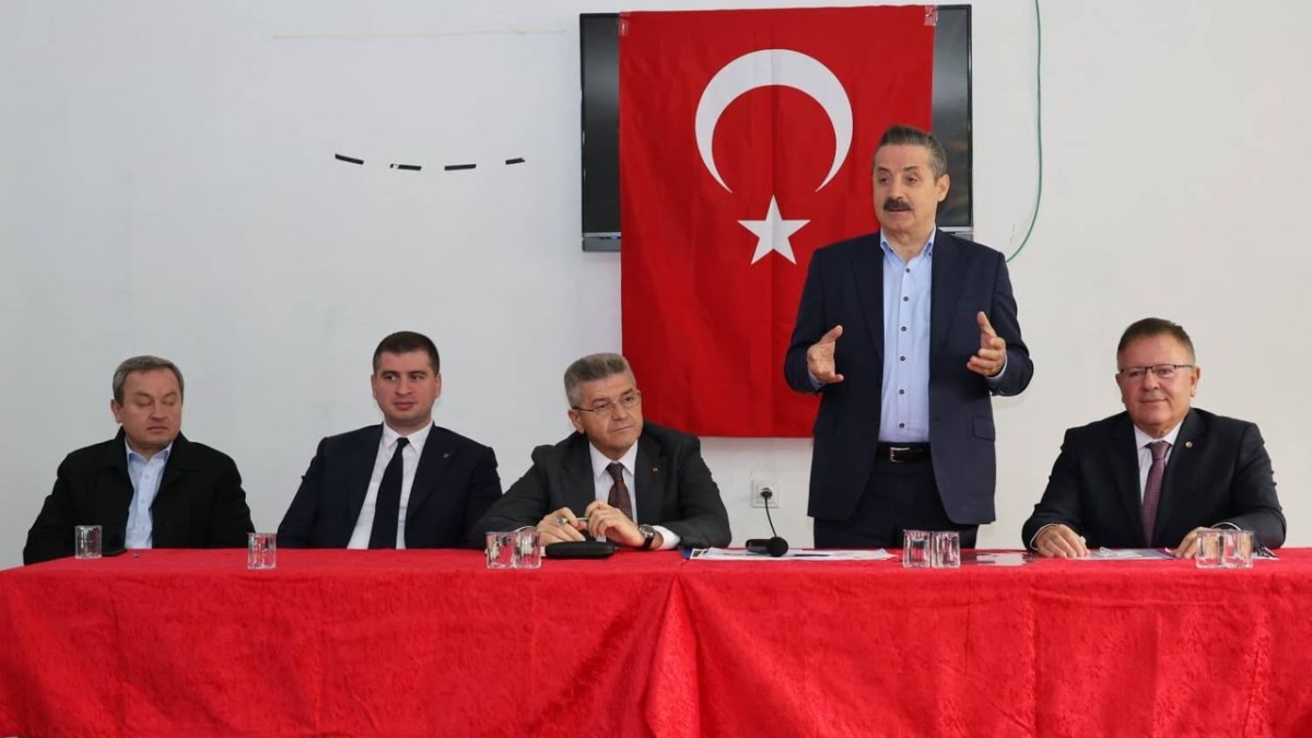 Artvin Valisi Ergün ile Milletvekili Çelik, Artvin Livane Küçük Sanayi Sitesini İnceledi