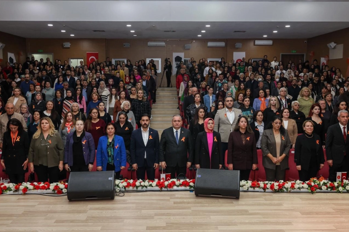 Ankara Keçiören kadına yönelik şiddete karşı ses yükseltti