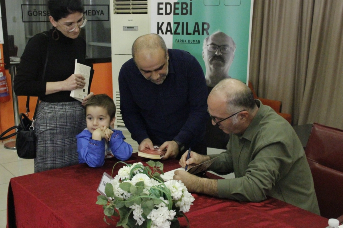 Faruk Duman Nilüfer’de “Edebi Kazılar”a konuk oldu