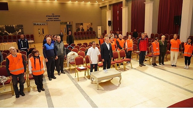  Başkan Mesut Ergin: “Afetlere hazırlıklı bir Ayvalık için eğitimlerimizi sürdürüyoruz”