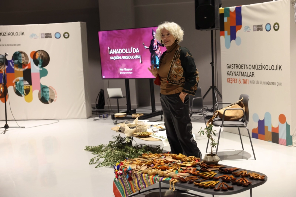 Bursa'da kaşığın hikayesi zeytinli lezzetlerle anlatıldı