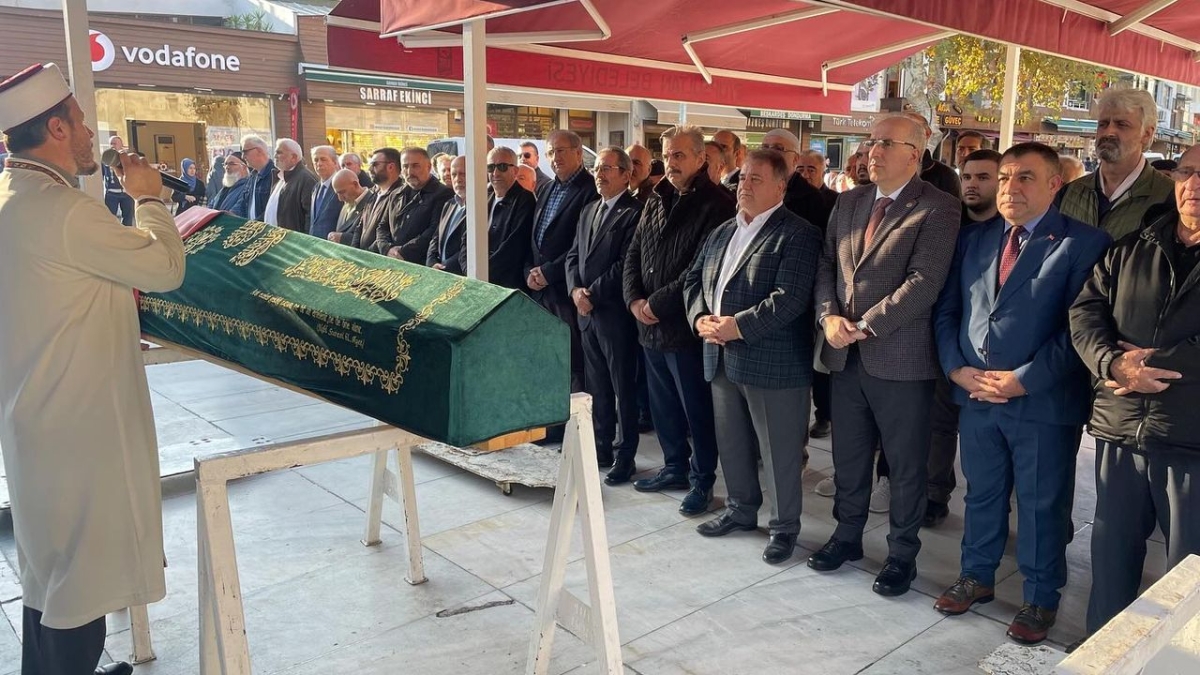 Gazeteci-Belgeselci  Türksoy'un 