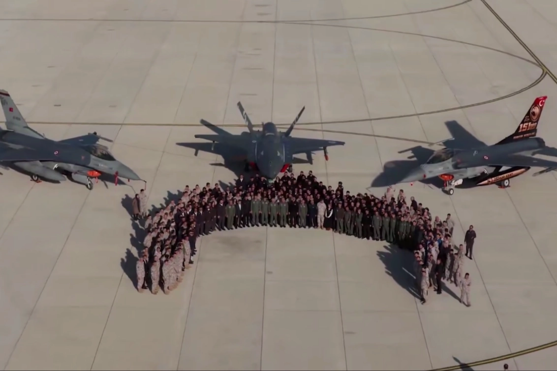 Bayraktar KIZILELMA insansız savaş uçağıyla dünyada ilki başardı