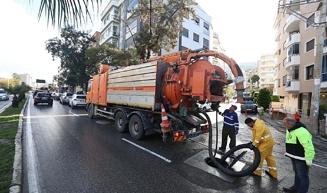 Karaburun’da şiddetli yağış sonrası İZSU’dan hızlı müdahale