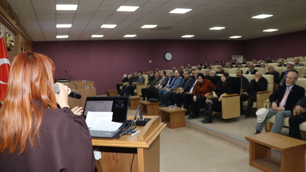 Bilim Merkezi ile Üniversiteden “Siber Dayanışma” semineri