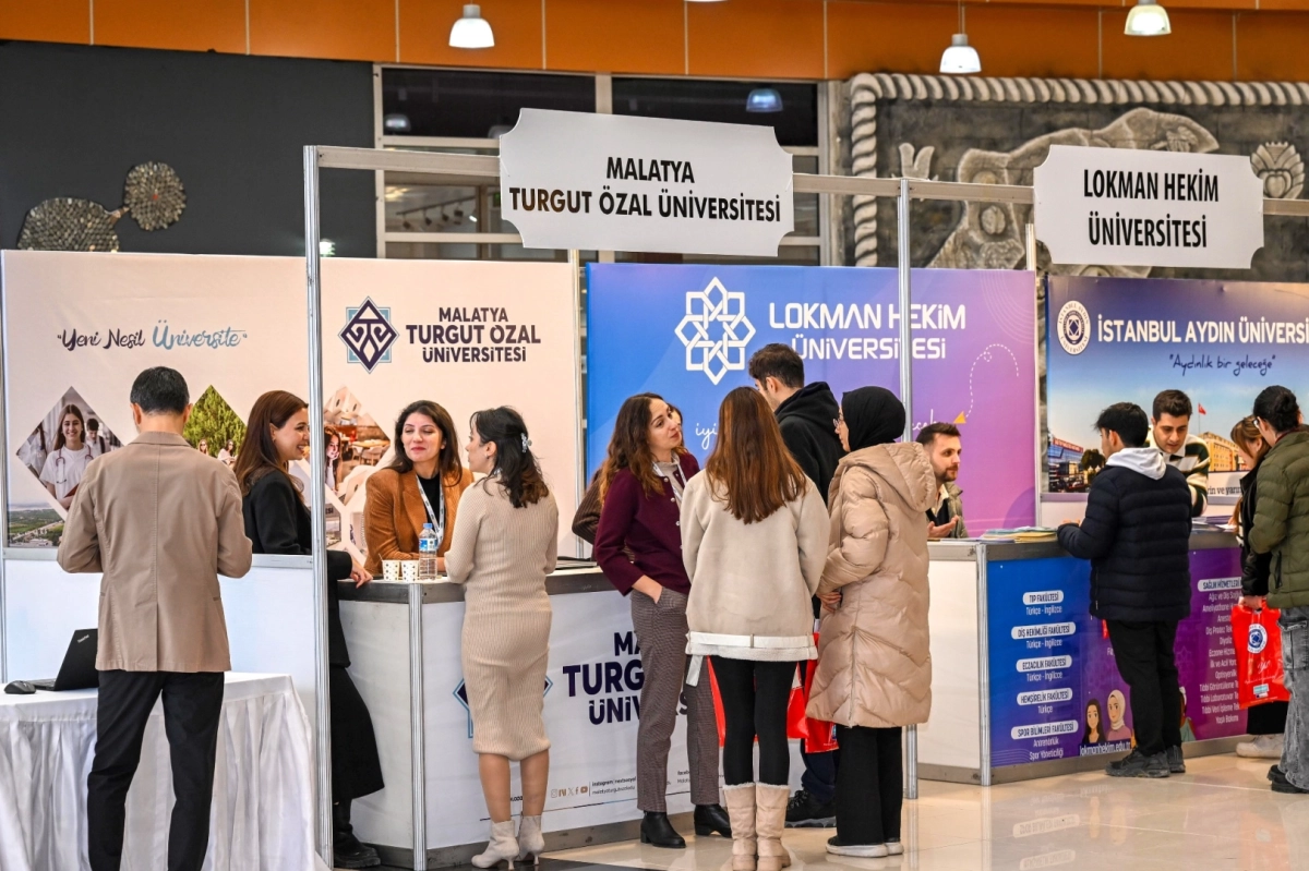 Malatya'da ‘Üniversite Bölüm Tanıtım Günleri’ne yoğun ilgi