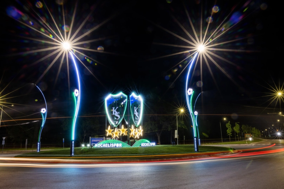 Kocaeli'nin projeleri gece-gündüz şehrin ruhu yansıtıyor