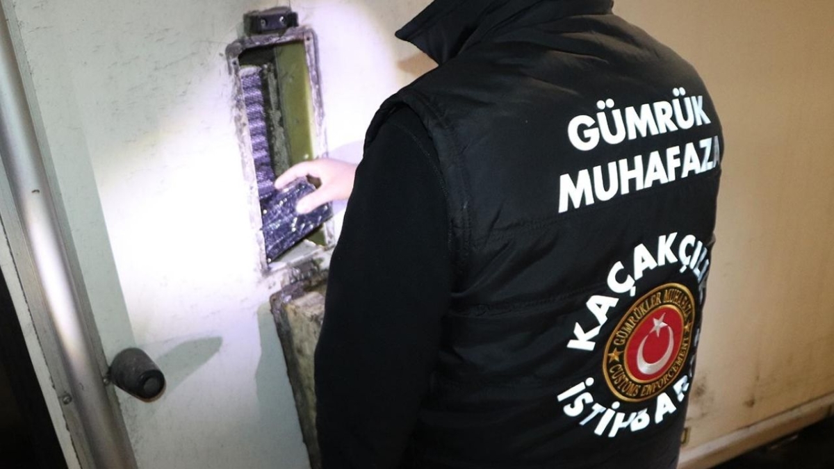 Gürbulak Gümrük Kapısı’nda 1,1 milyar liralık uyuşturucu ele geçirildi