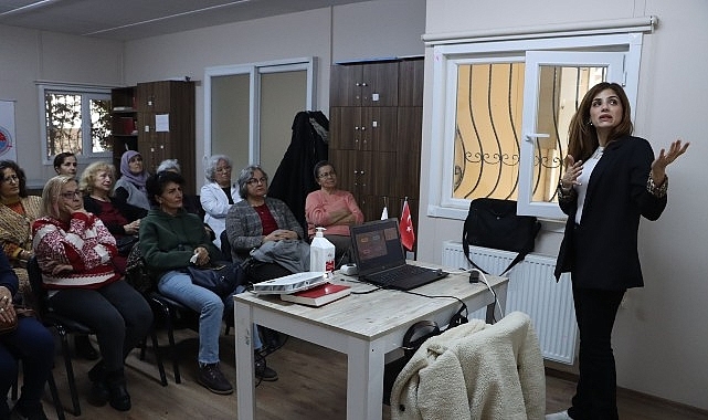 Altın Yıllar Yaşam Merkezi’nde ‘Birlikte Güzel Yaş Almak’ semineri