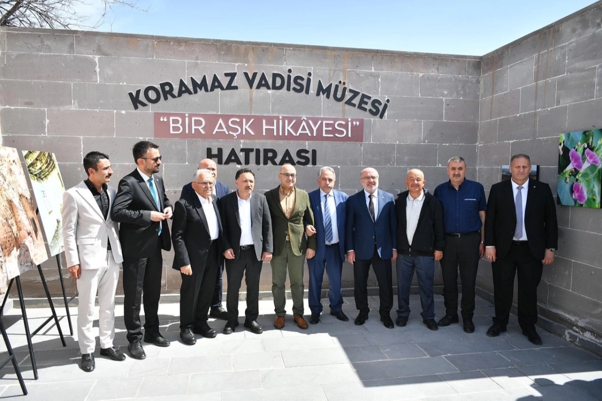 Kayseri'de 2025'e Dr. Memduh Büyükkılıç imzası