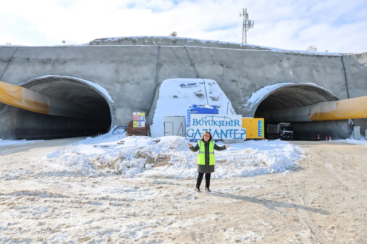 Dülük-OSB Tüneli’nde yüzde 25 tamam