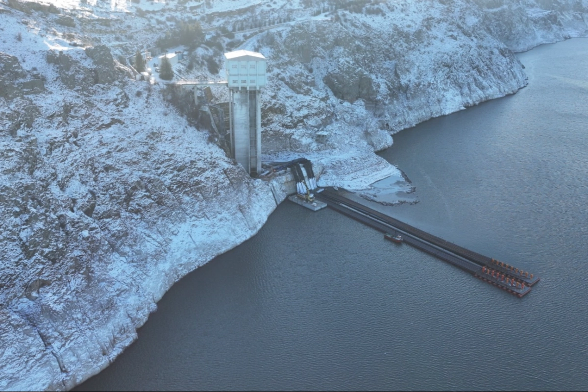 Ankara’da su sorununa yüzer pompa çözümü