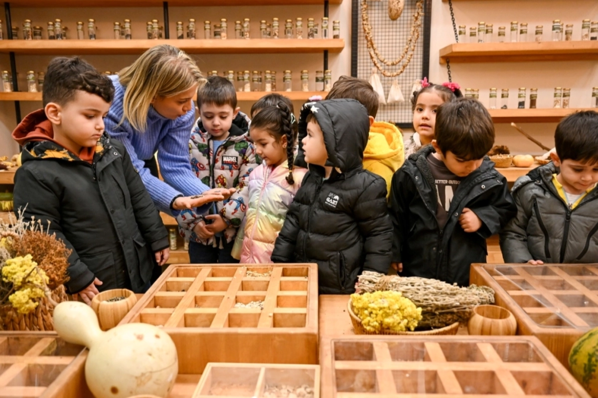 İzmir Bornova’da bin on dokuz yerel tohum güvende