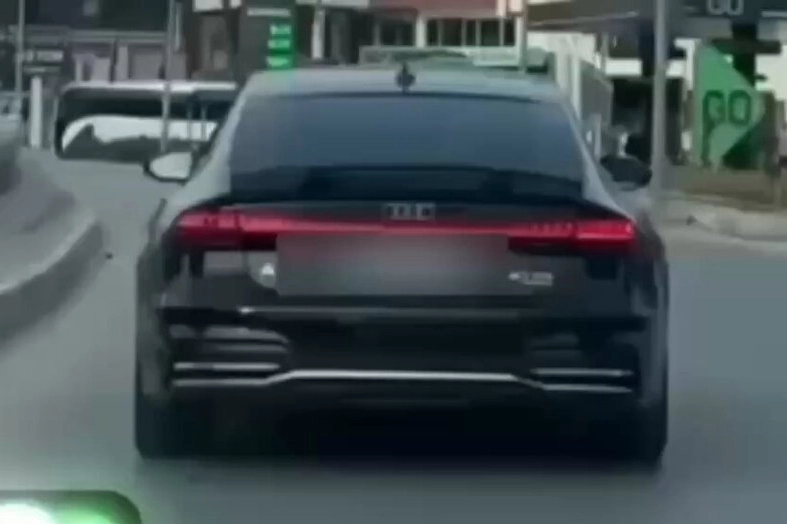 Gereği yapıldı... Yasa dışı çakara 414 bin TL ceza!